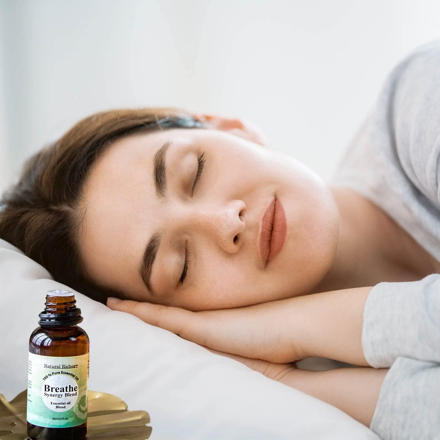 Natural Riches Breathe Essential Oil Blend Breathe Easy with Peppermint Eucalyptus Tea Tree Lemon Cardamom Pine Needle Essential Oils - 30 ml
