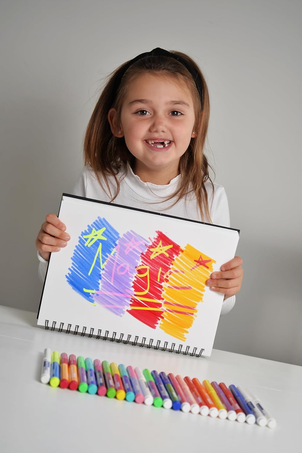 Marvin's Magic - Original x 25 Amazing Marker Pens - Color Changing Magic Pen Art - Create 3D Lettering or Write Secret Messages - Includes 25 Colour Changing Pens